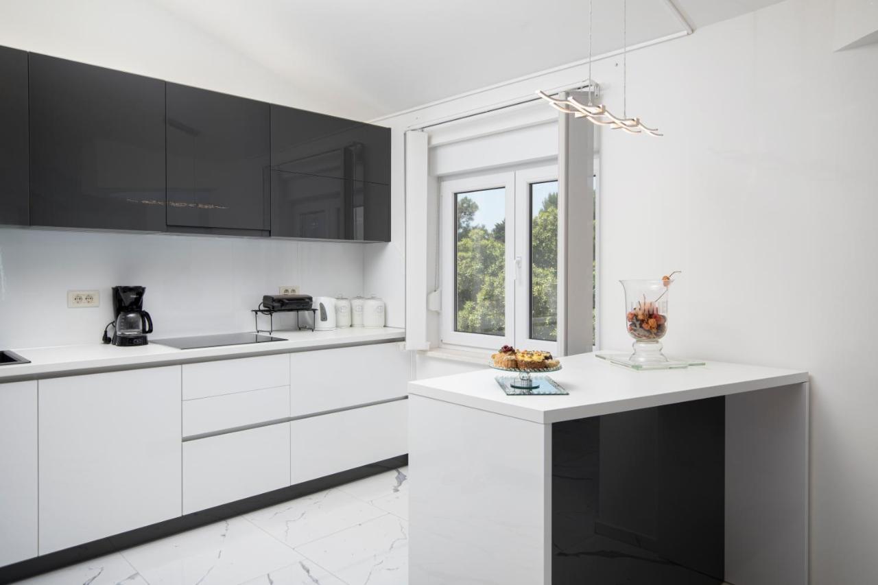 Pjescana Uvala Sea View Apartment Kültér fotó
