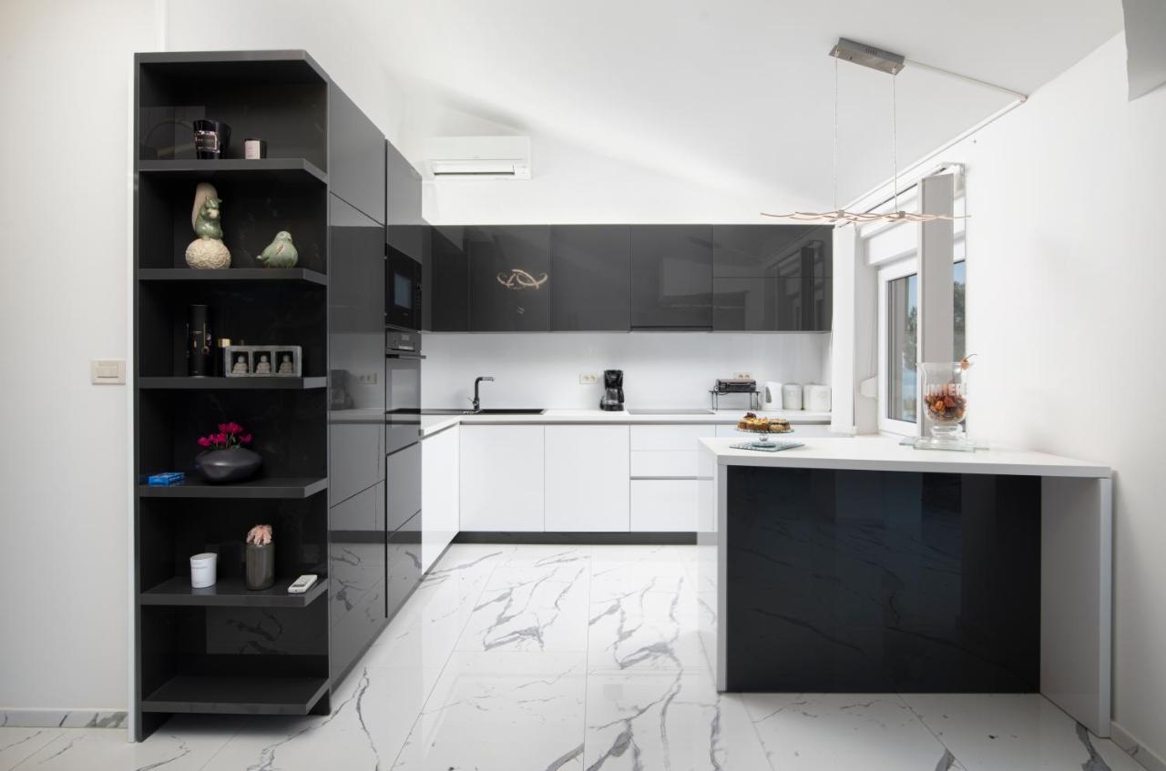 Pjescana Uvala Sea View Apartment Kültér fotó