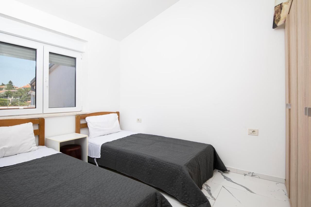 Pjescana Uvala Sea View Apartment Kültér fotó